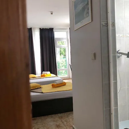 Sunny Varshava 골든샌드